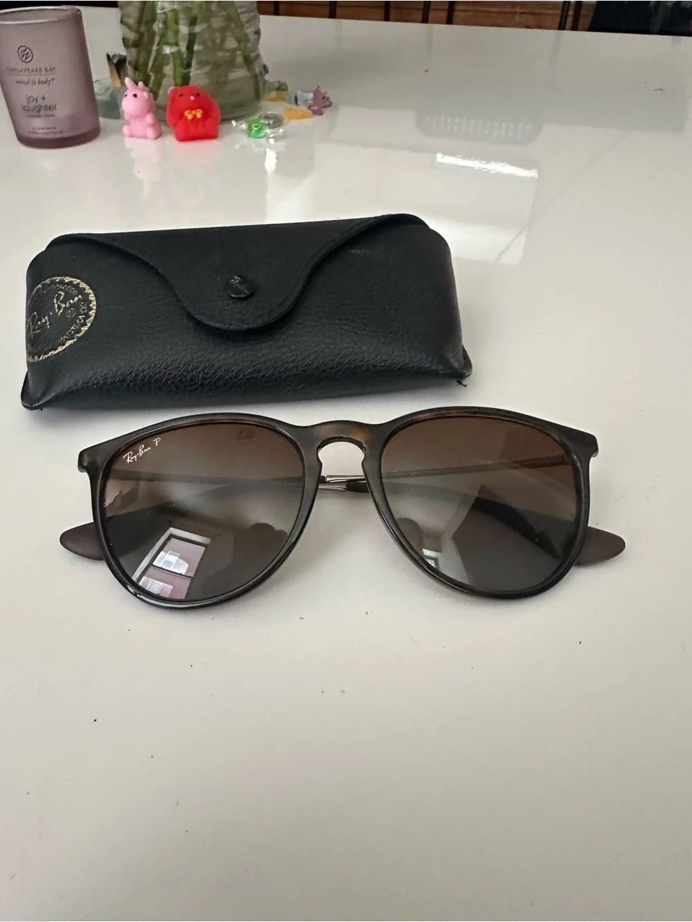 Ray-Ban Brown Gradient Round Sunglasses with Black Case